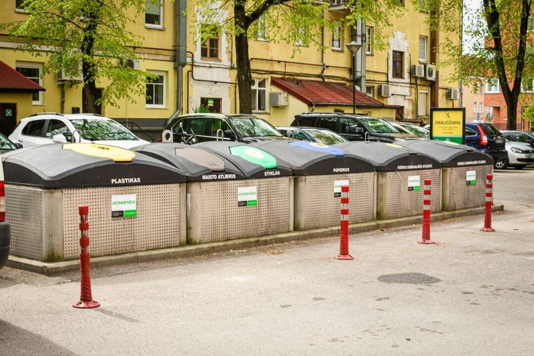 Modernieji įrenginiai vilioja butelių medžiotojus