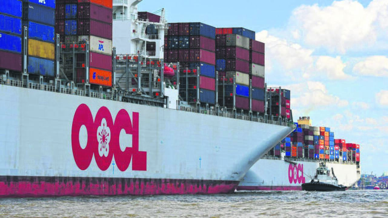 Pasekmė: su pasaulyje žinoma OOCL laivybos kompanija verslo ryšių turėjusi Lietuvos bendrovė „BG Shipping“ gali bankrutuoti dėl to, kad iš giganto neatgauna skolų. 