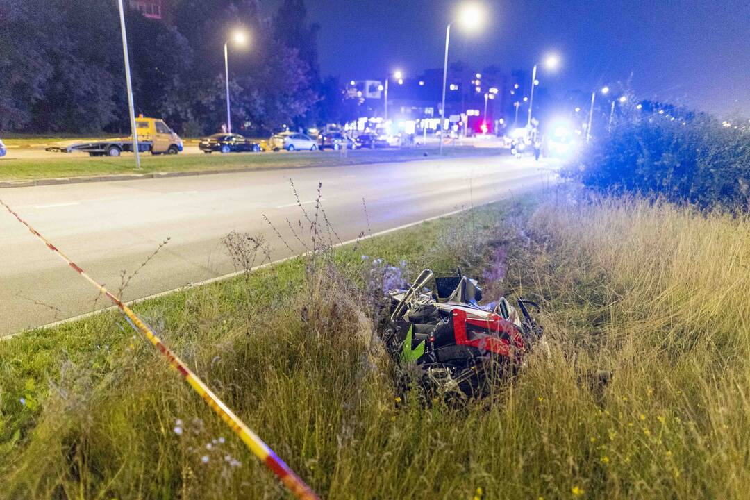 Vilniuje motociklininkas partrenkė ir mirtinai sužalojo pėsčiąjį