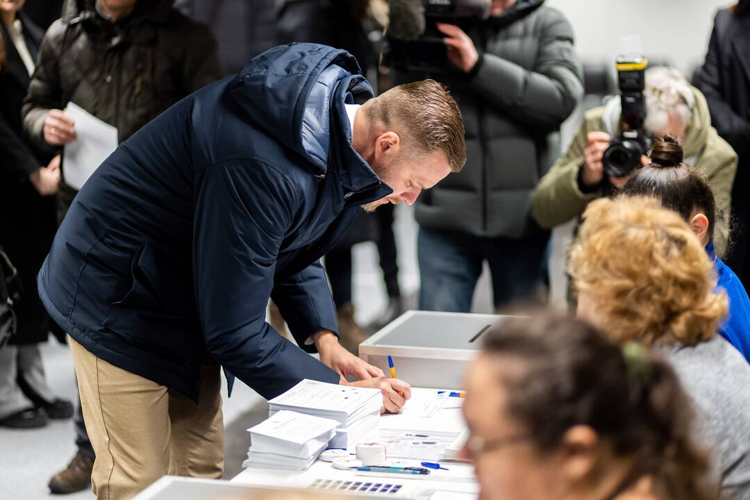 Lietuvoje prasidėjo išankstinis balsavimas savivaldybių tarybų ir merų rinkimuose