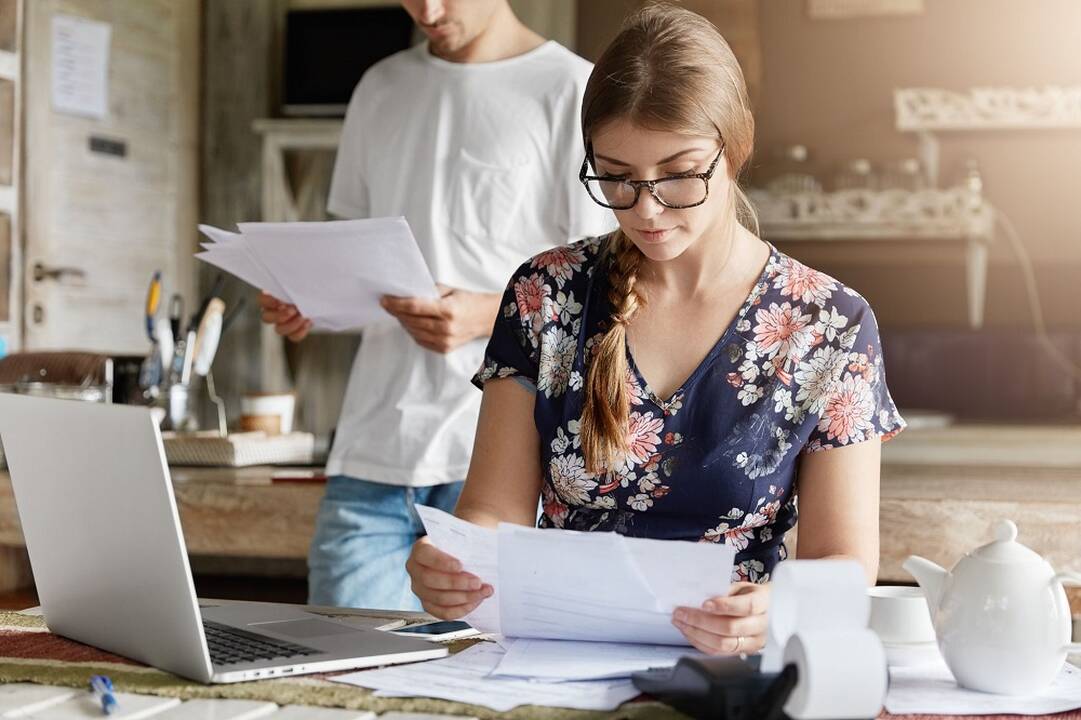 Gyventojai įvertino ekonominę padėtį: 23 proc. gyventojų tiki, kad namų ūkių padėtis gerės