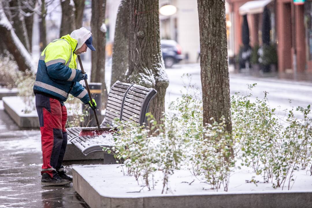 Kaunas sulaukė pirmojo sniego