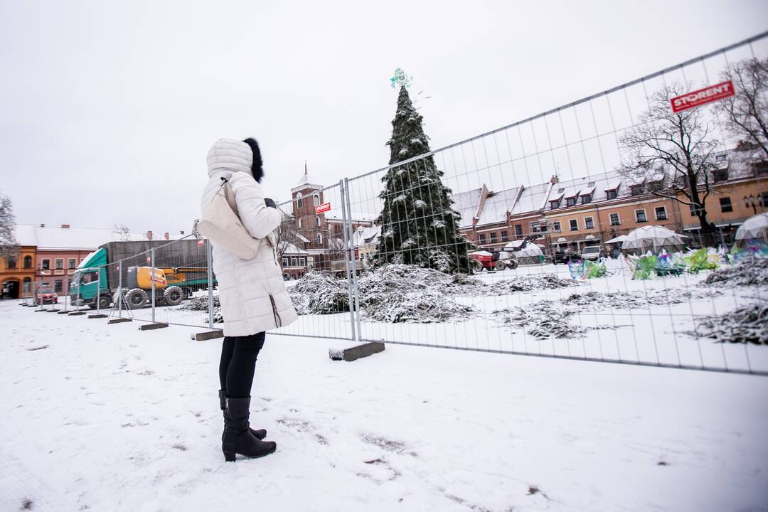Kaunas sulaukė pirmojo sniego