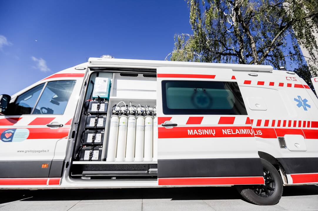 Masinių nelaimių logistikos automobilio pristatymas Kaune