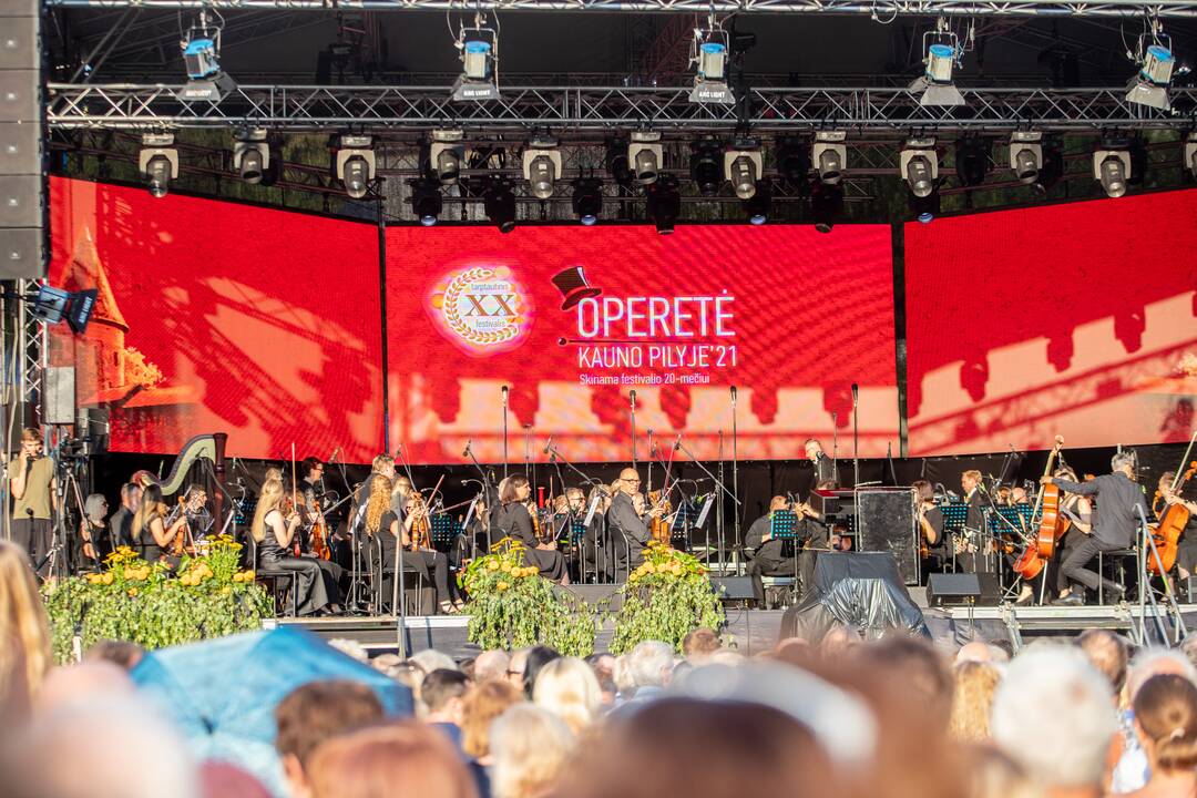 Liepos 6-ąją skriejo marga populiariausių operečių melodijų pynė