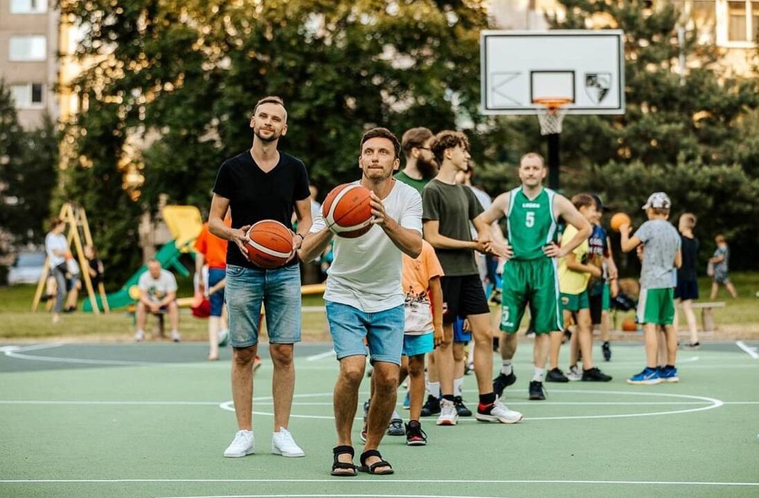 „Mano BŪSTO“ dovana – atnaujins dar vieną krepšinio aikštelę