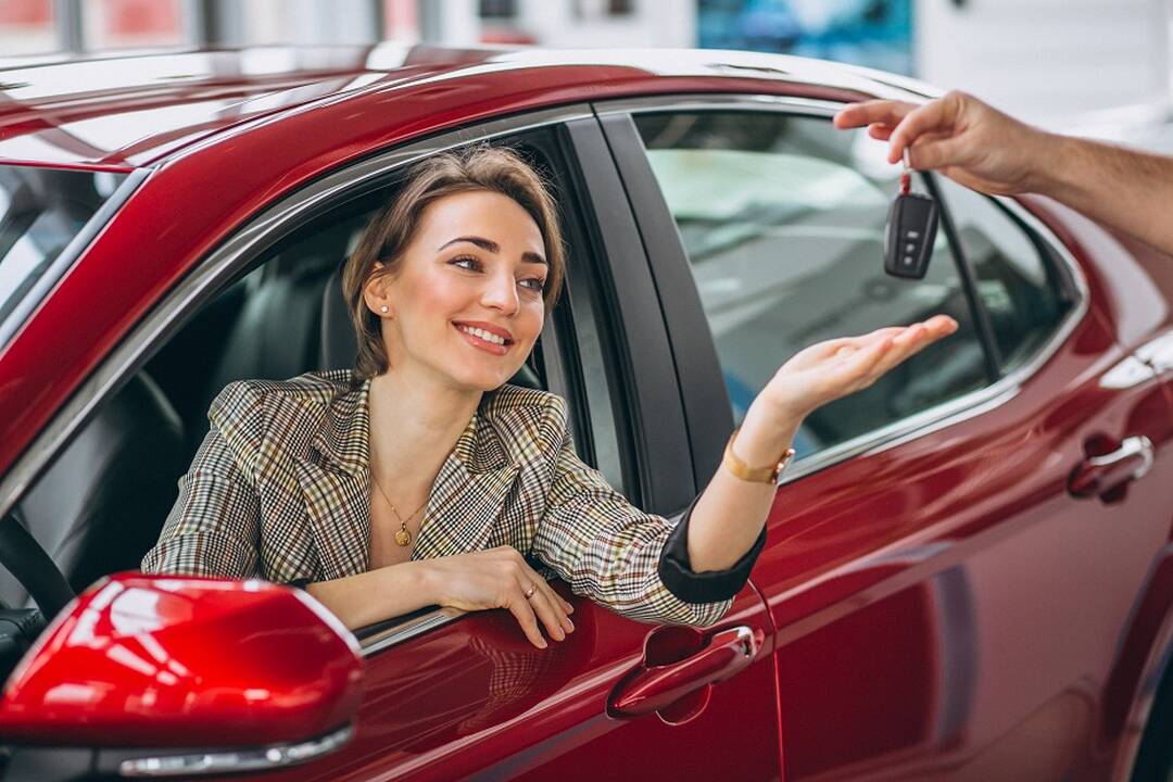 Pagyvėjimas automobilių rinkoje: perka vis brangesnius ir naujesnius automobilius