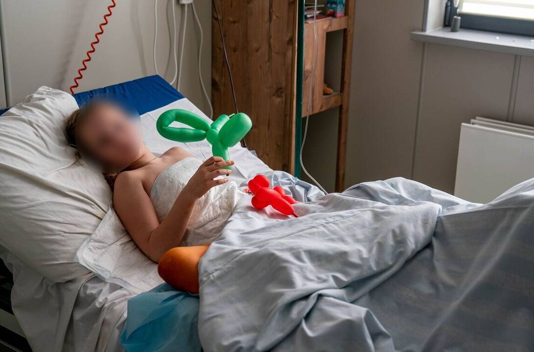 Ukrainos medikų kasdienybė: nuotraukos iš vaikų ligoninės Kyjive
