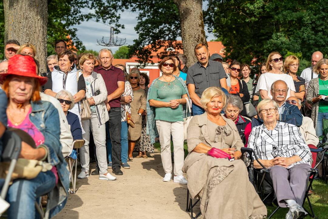 Lietuva Raudondvario dvare