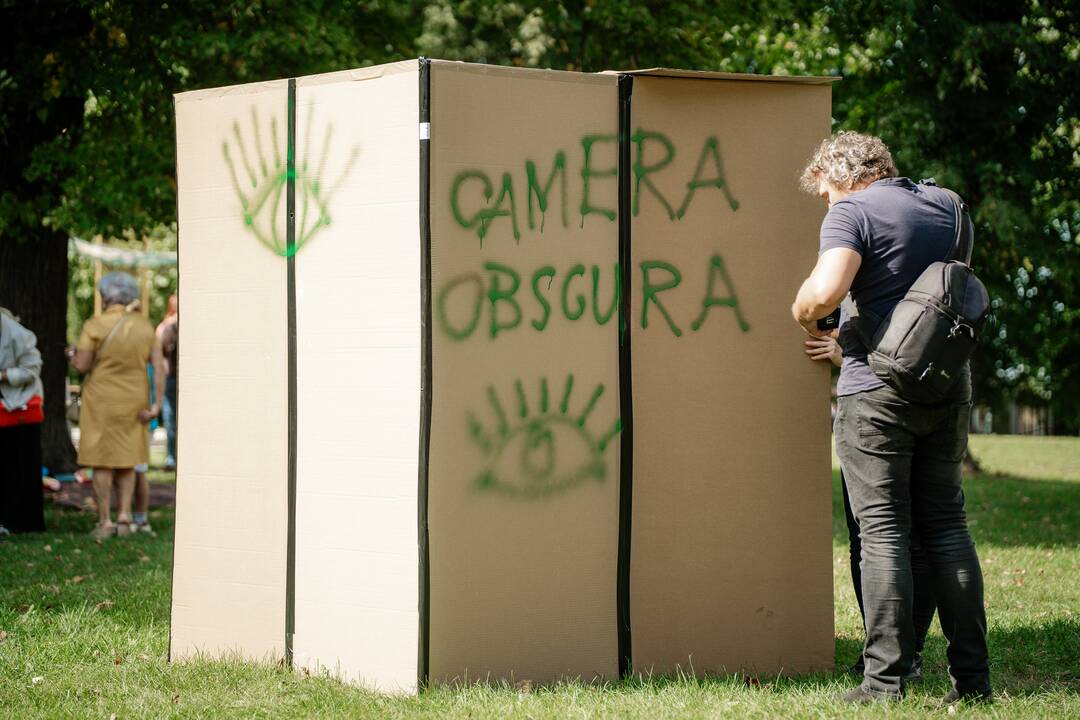 Kauniečius į Pelėdų kalną subūrė tradicinis „Meno piknikas“