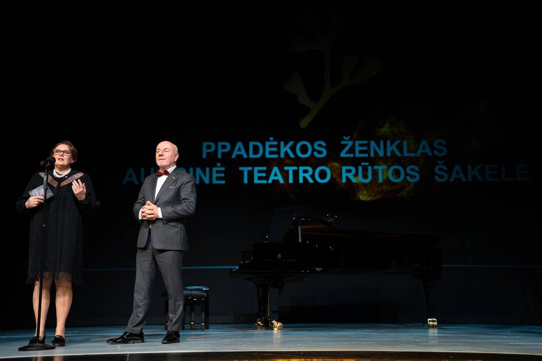 „Auksinių Teatro Rūtos šakelių įteikimo šventė“