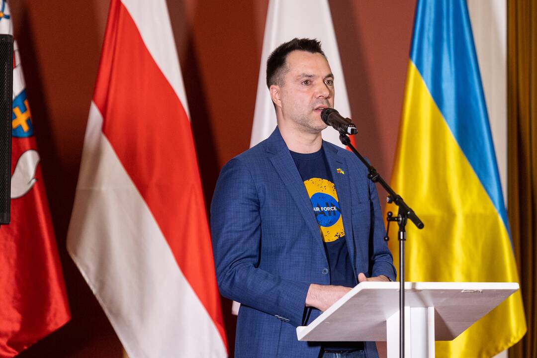 O. Arestovyčiaus pranešimas konferencijoje Vilniuje