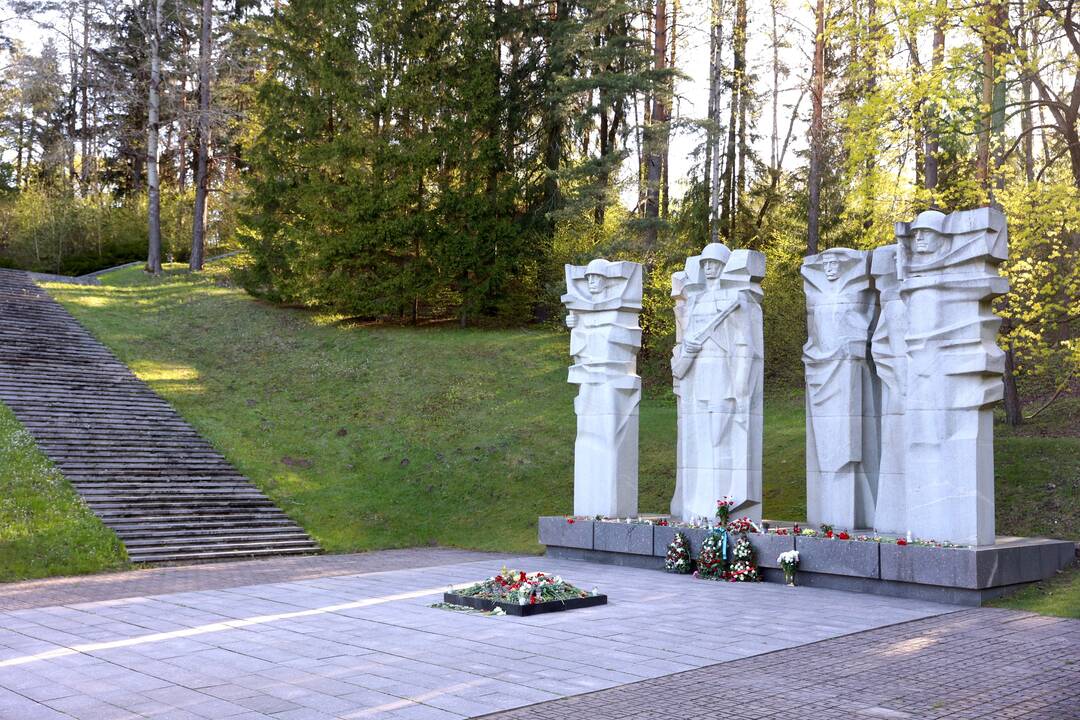 Vilniaus Antakalnio kapinės gegužės 9-ąją