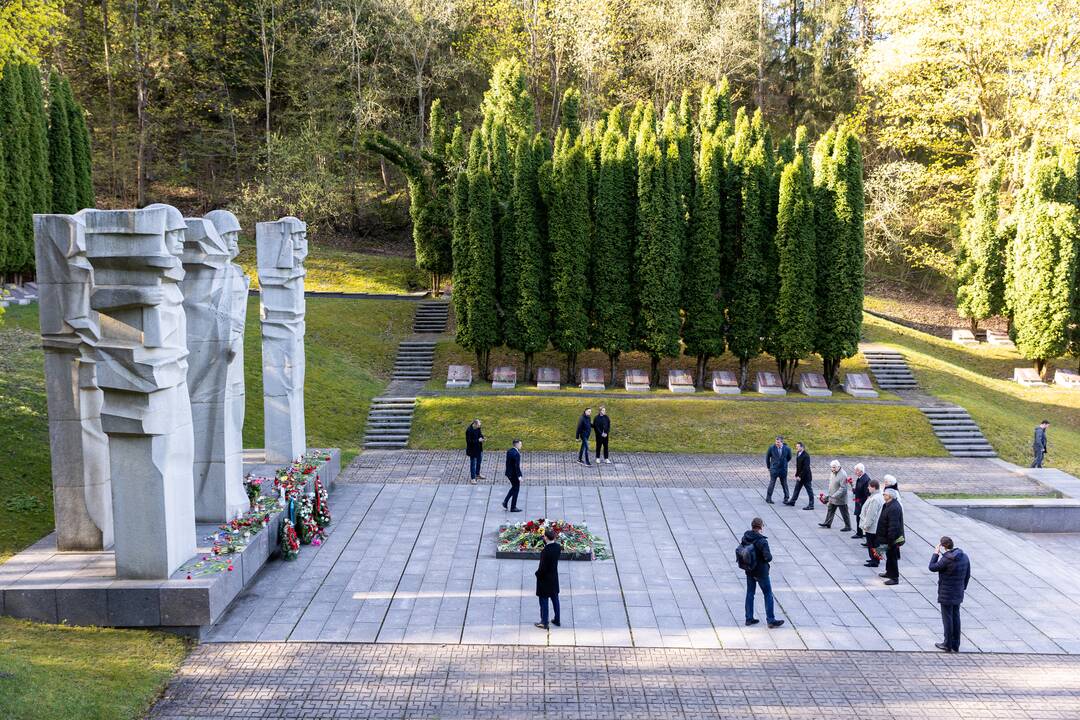 Vilniaus Antakalnio kapinės gegužės 9-ąją