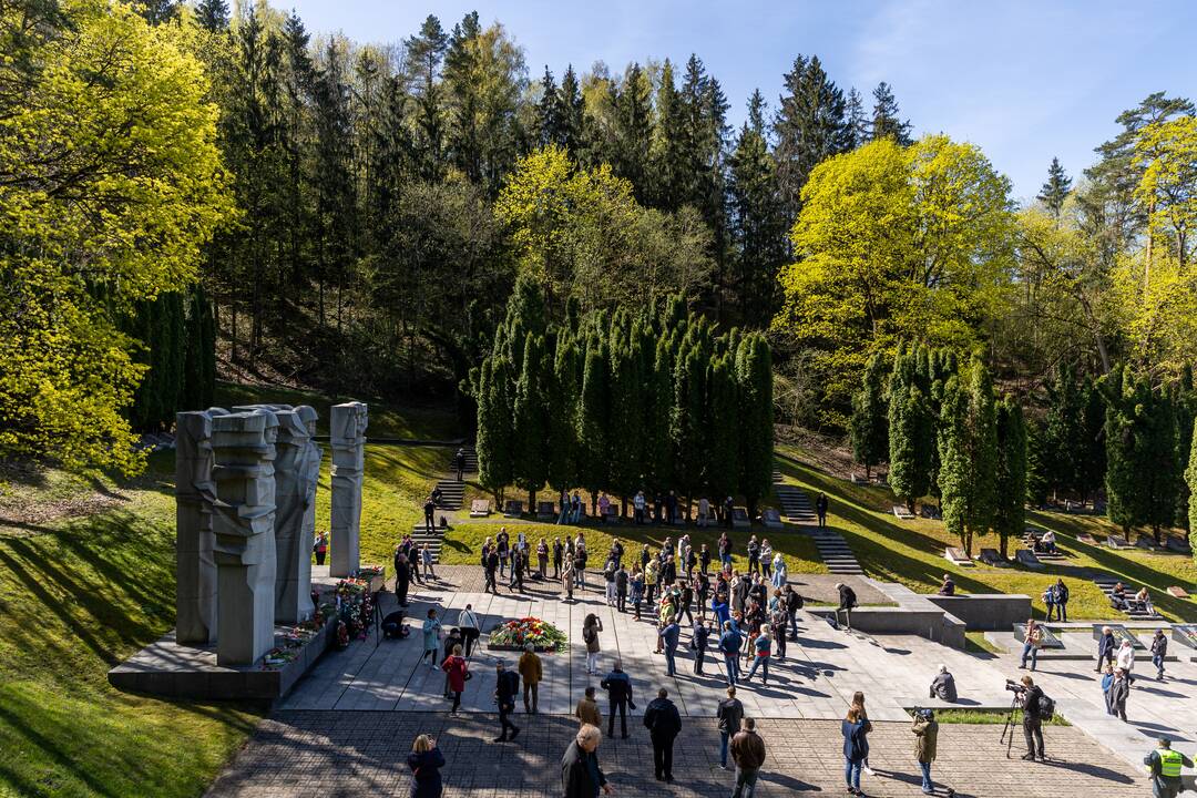 Vilniaus Antakalnio kapinės gegužės 9-ąją