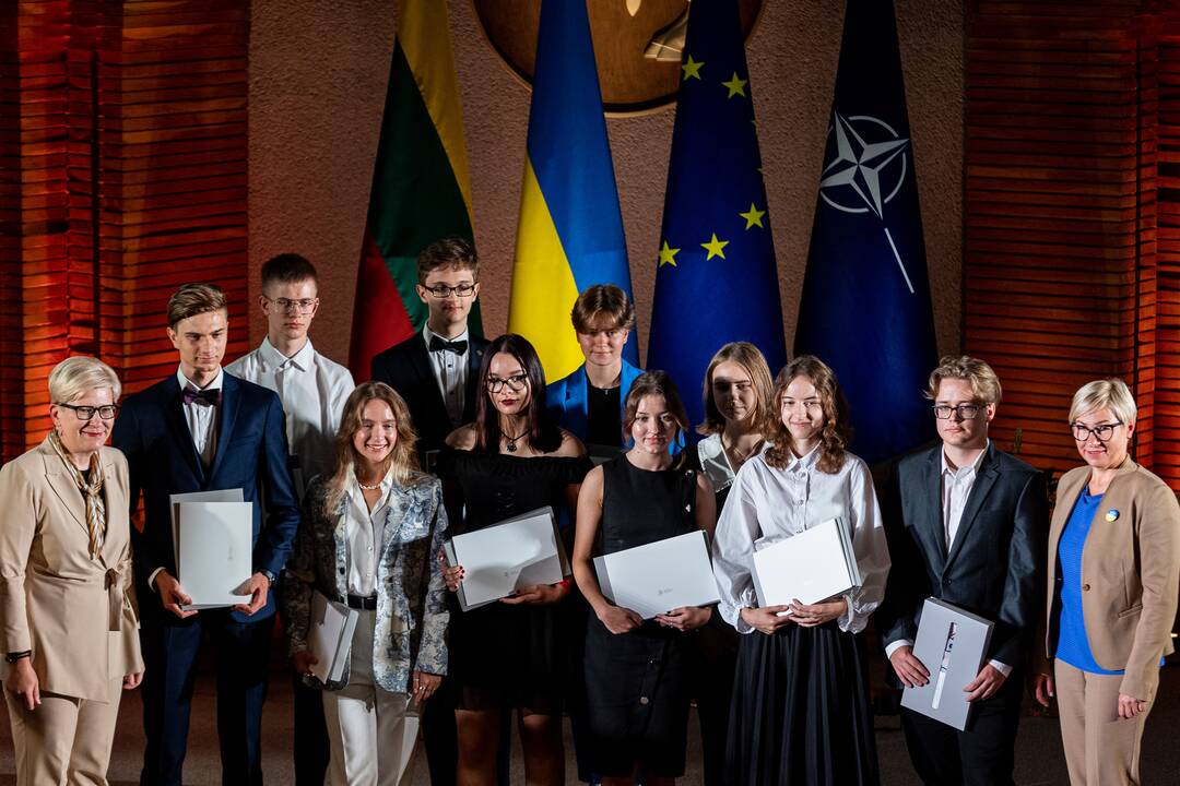 Geriausiai egzaminus išlaikiusių abiturientų pagerbimo šventė
