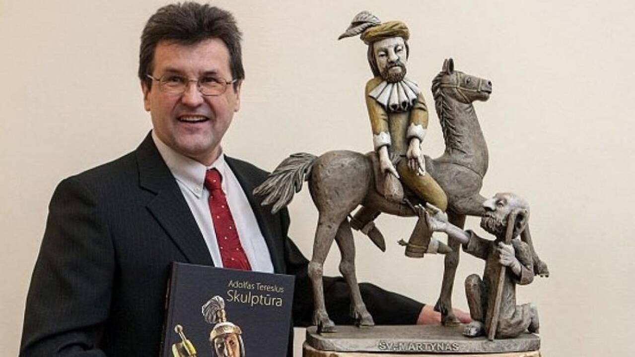 Sankt Peterburgo muziejuje – lietuvio tautodailininko kūriniai