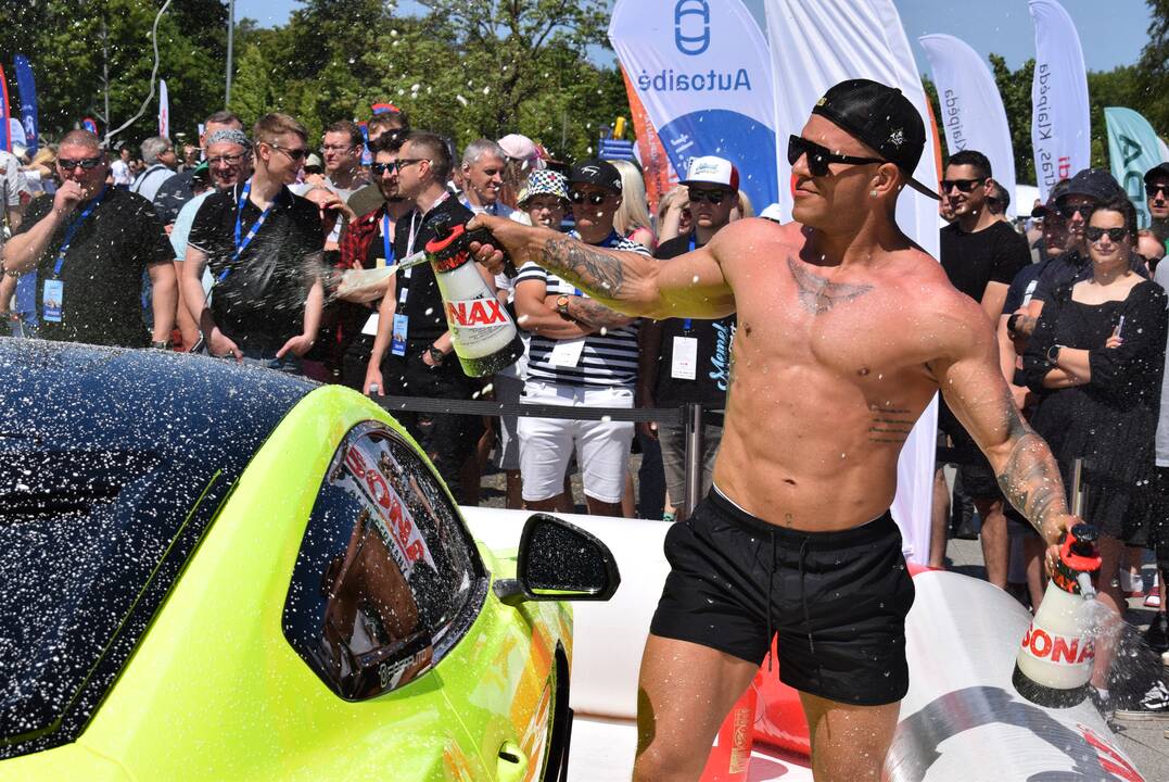 Išskirtinių automobilių paroda „Memel Motor Fest“