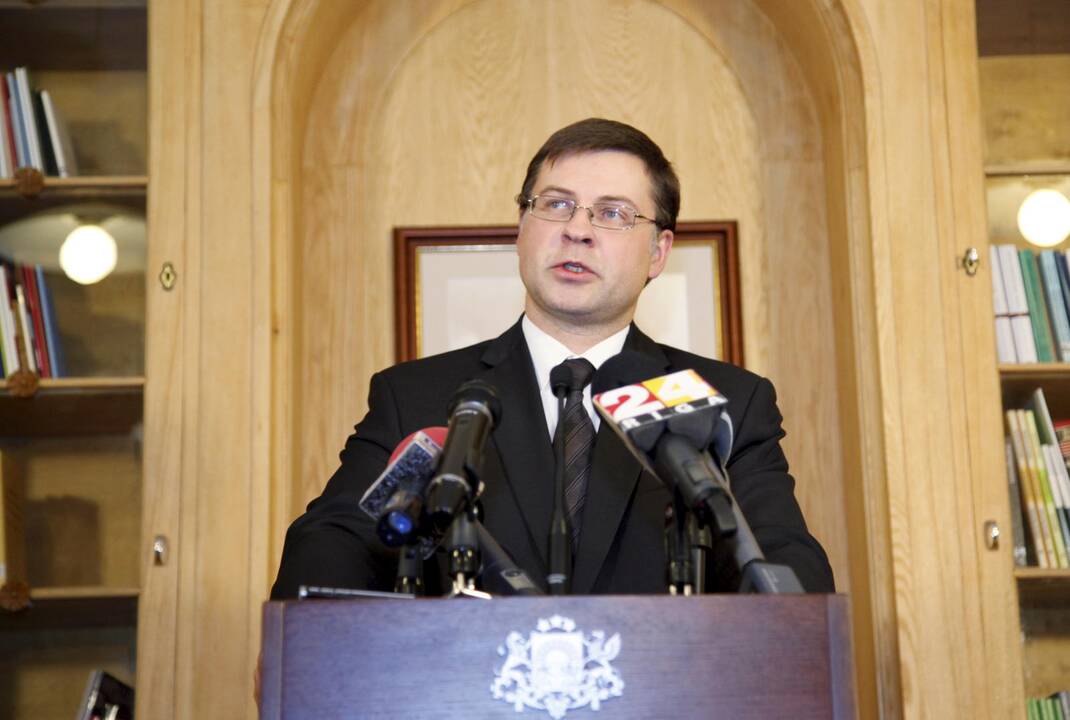 Latvijos premjeras prieš savo atsistatydinimą su prezidentu aptarė pasekmes