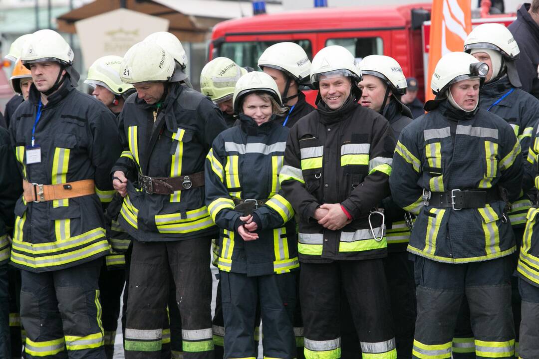 Kitą savaitę dėl per mažų atlyginimų protestuos statutiniai pareigūnai