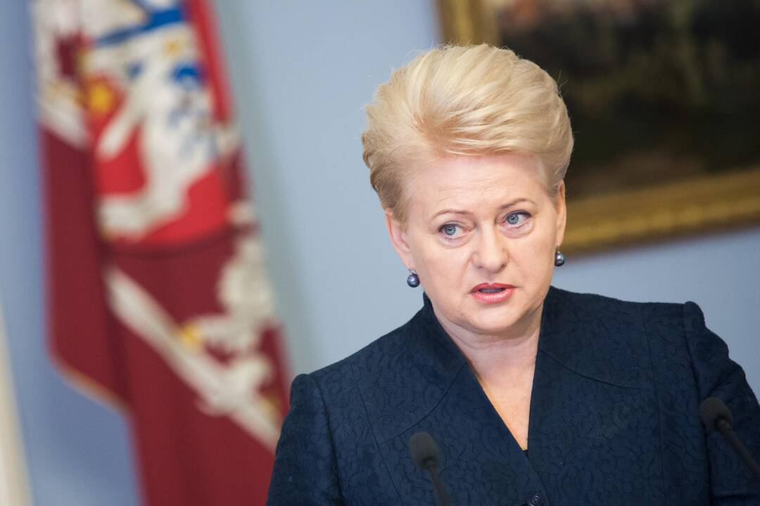 D. Grybauskaitė: lai Kalėdų rytas virsta svajonių išsipildymo stebuklu