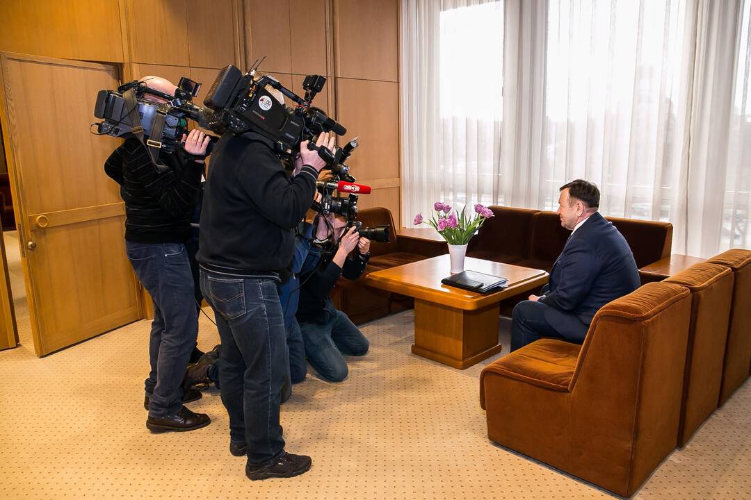 Apžvalga: K. Pūkas – pirmasis, atsisakęs mandato per apkaltą