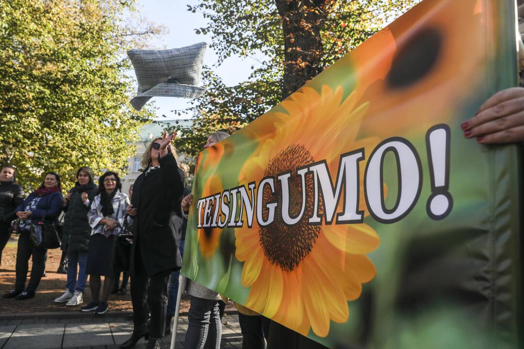 Socialinių darbuotojų piketas