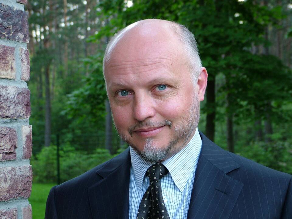 Anot G. Chomentausko, kalbant apie faktinį skyrybų skaičių, Lietuvos situacija nėra gera