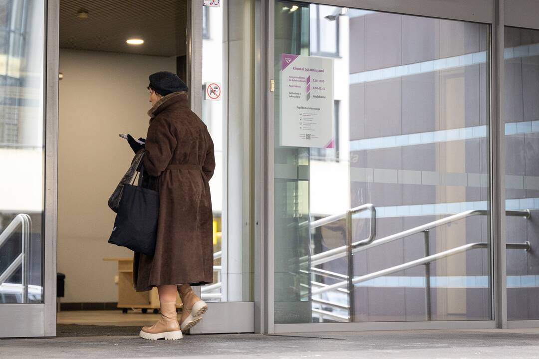 Skundas: moteris nebėra Lietuvos pilietė, daug gyvena JAV, bet, „Sodros“ skaičiavimu, ji skolinga PSD mokestį.