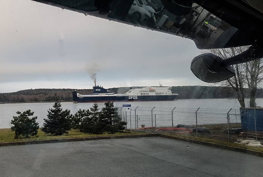 Perspektyva: uostuose bus pageidaujami ne tik nulinės emisijos laivai, bet ir sunkvežimiai.