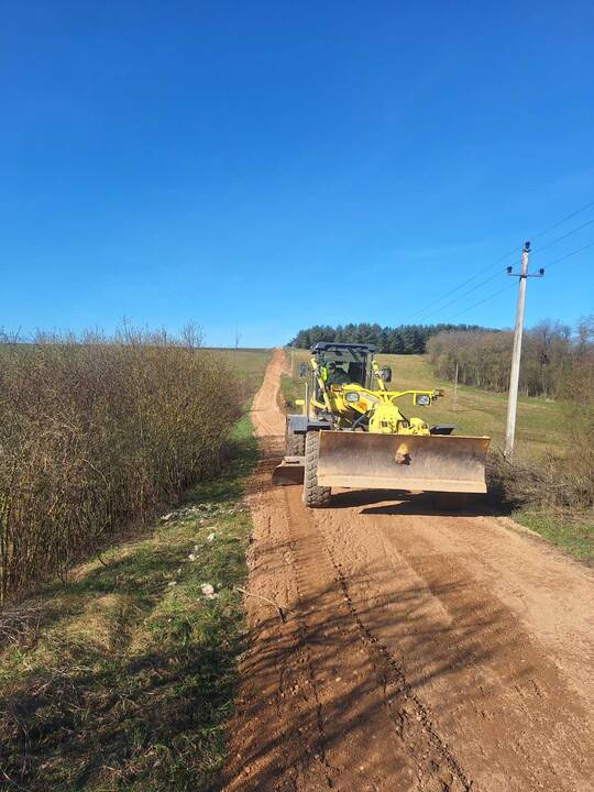 Pabaigtuvės: Sodų gatvės (Alšėnų sen.) atnaujinimas artėja prie pabaigos.