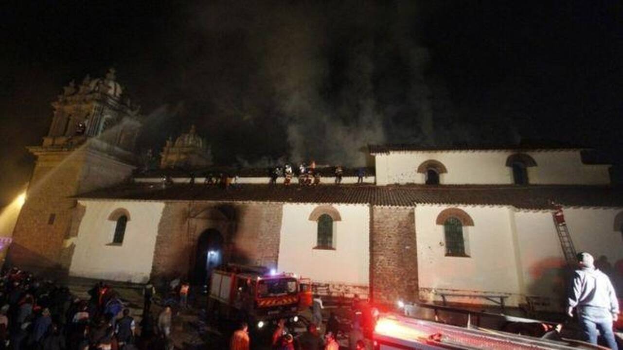 Peru gaisras nuniokojo garsią XV a. bažnyčią