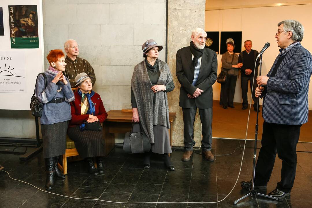 R. Mikutavičiaus kolekcijos parodos atidarymas