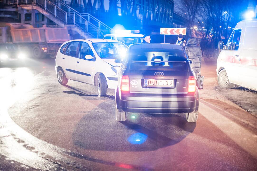 Penktadienio rytą įvyko avarija Piliakalnio gatvėje
