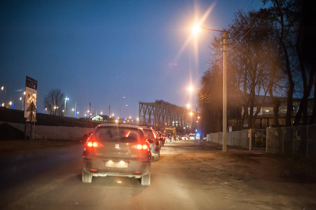 Penktadienio rytą įvyko avarija Piliakalnio gatvėje