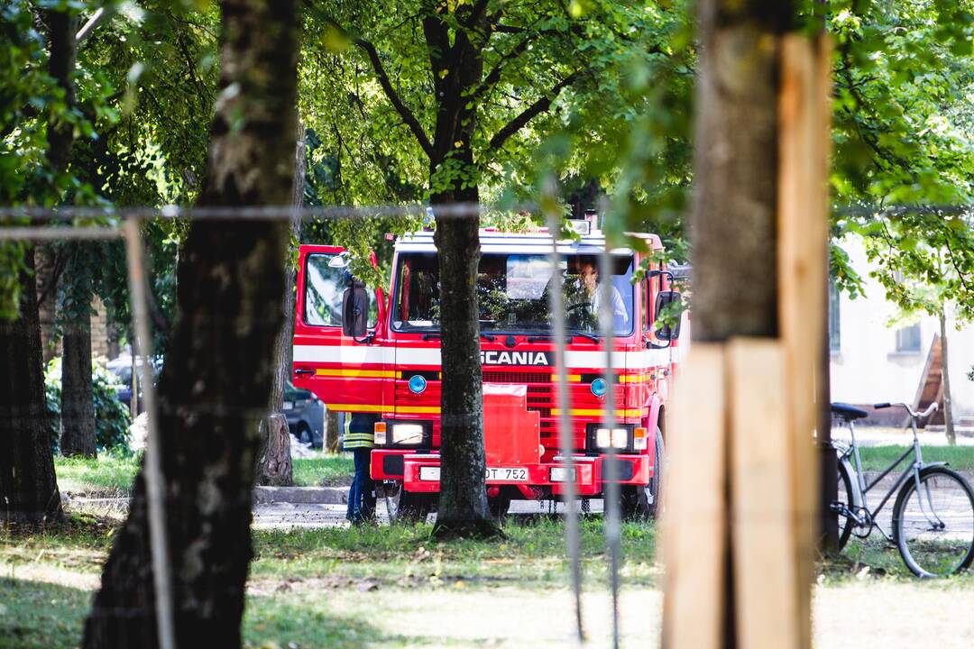 Prie Kauno klinikinės ligoninės darbininkai iškasė sprogmenį