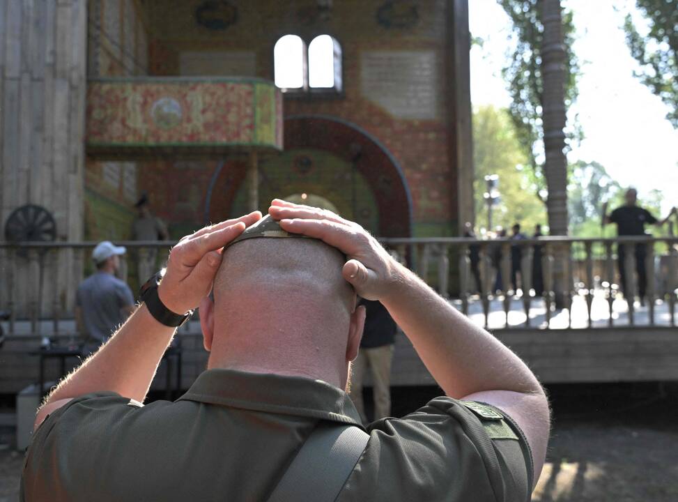584-oji karo Ukrainoje diena