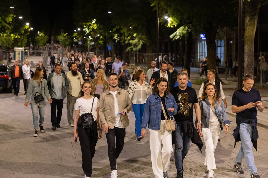 Daugiatūkstantinė minia po Justino Timberlake'o koncerto