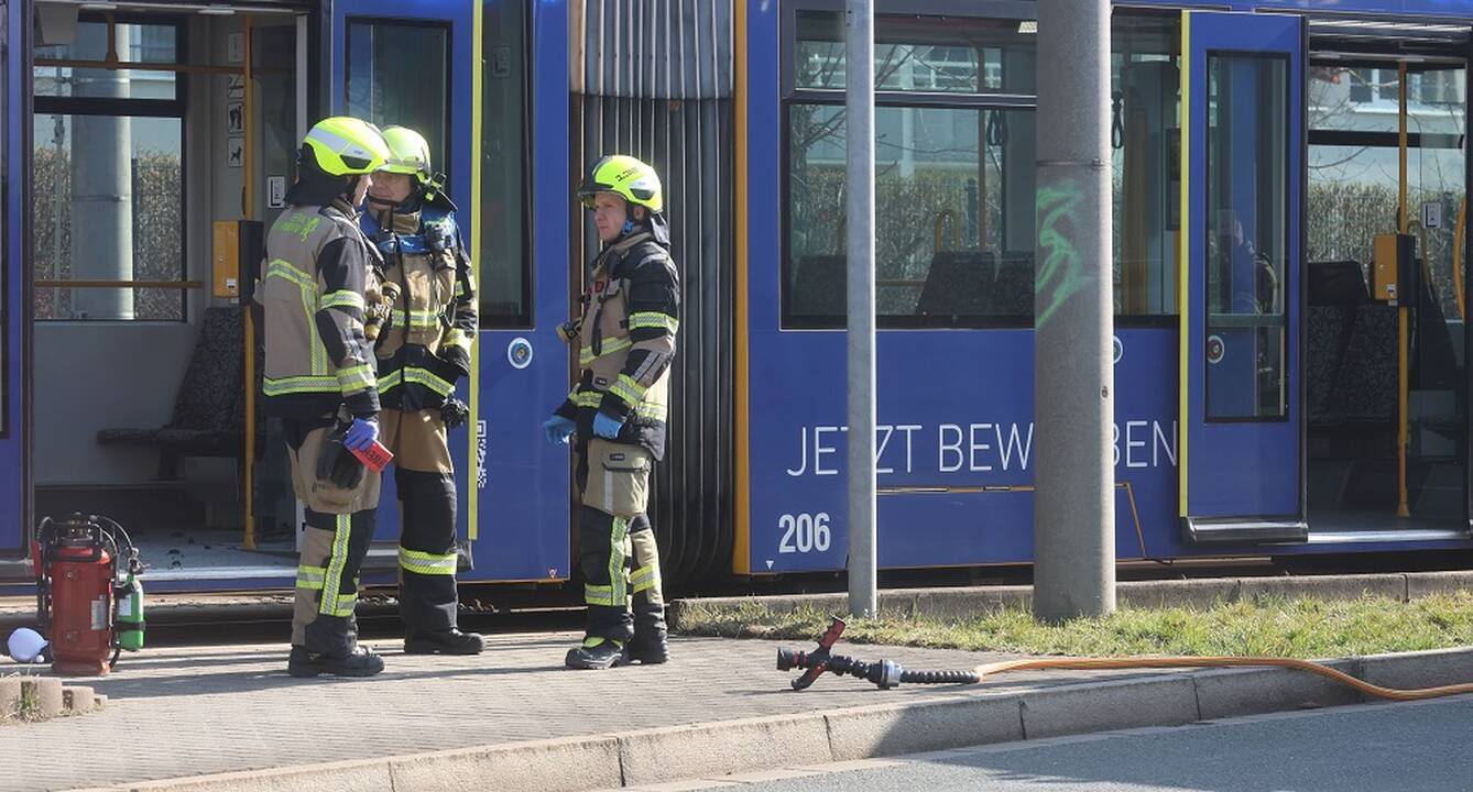 Vokietijoje sulaikytas vyras: įtariama, kad tramvajuje padegė savo žmoną
