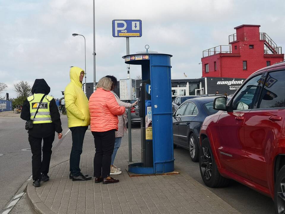 Klaipėdiečiai maištauja: už stovą nemoka iš principo