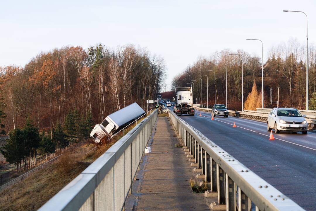 Kaune – automobilių avarijos ir spūstys