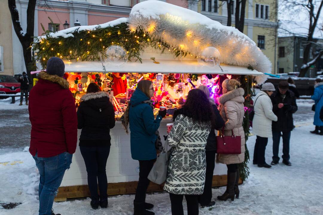 Kalėdos prie pagrindinės Kauno eglės