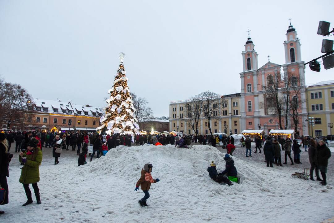 Kalėdos prie pagrindinės Kauno eglės