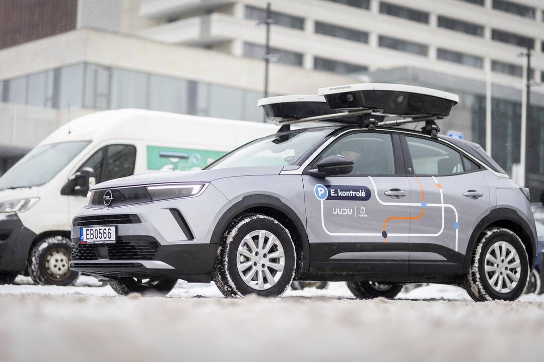 Vilniuje pristatytas e. kontrolės automobilis