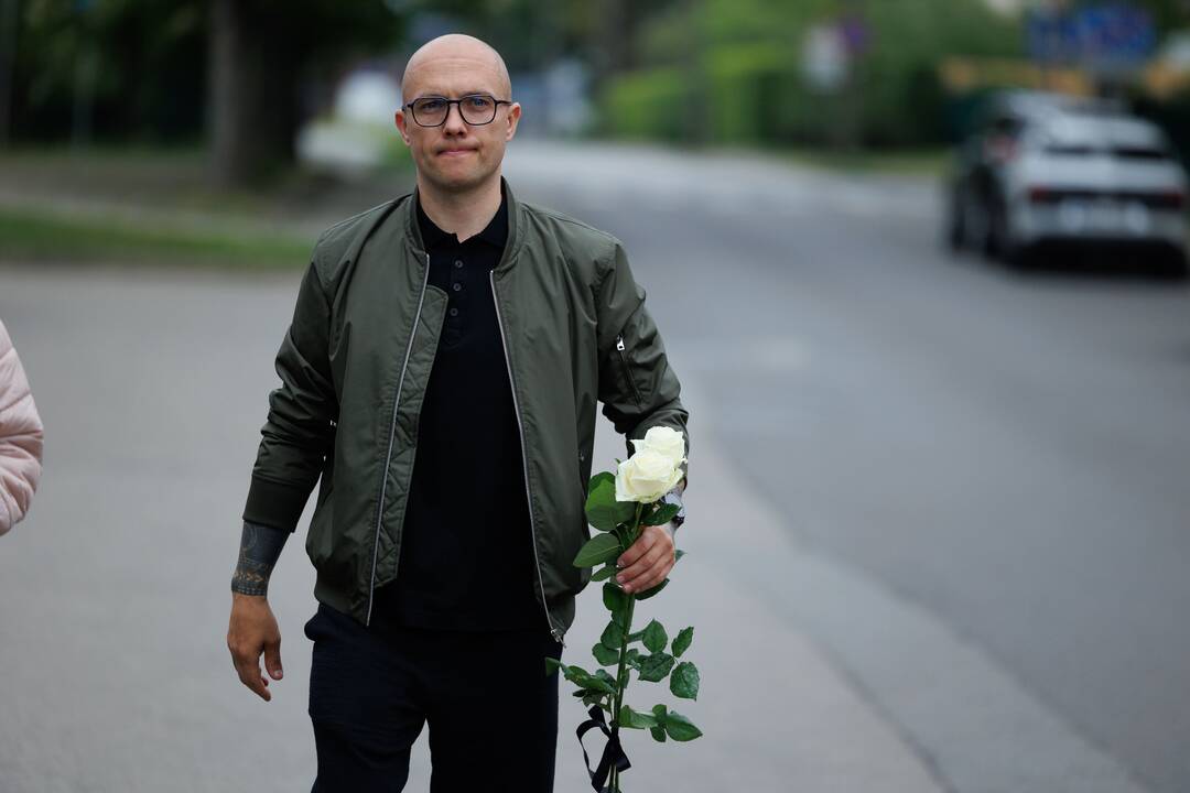 Klaipėdoje – atsisveikinimas su žuvusiu Gintaru Bendžiumi