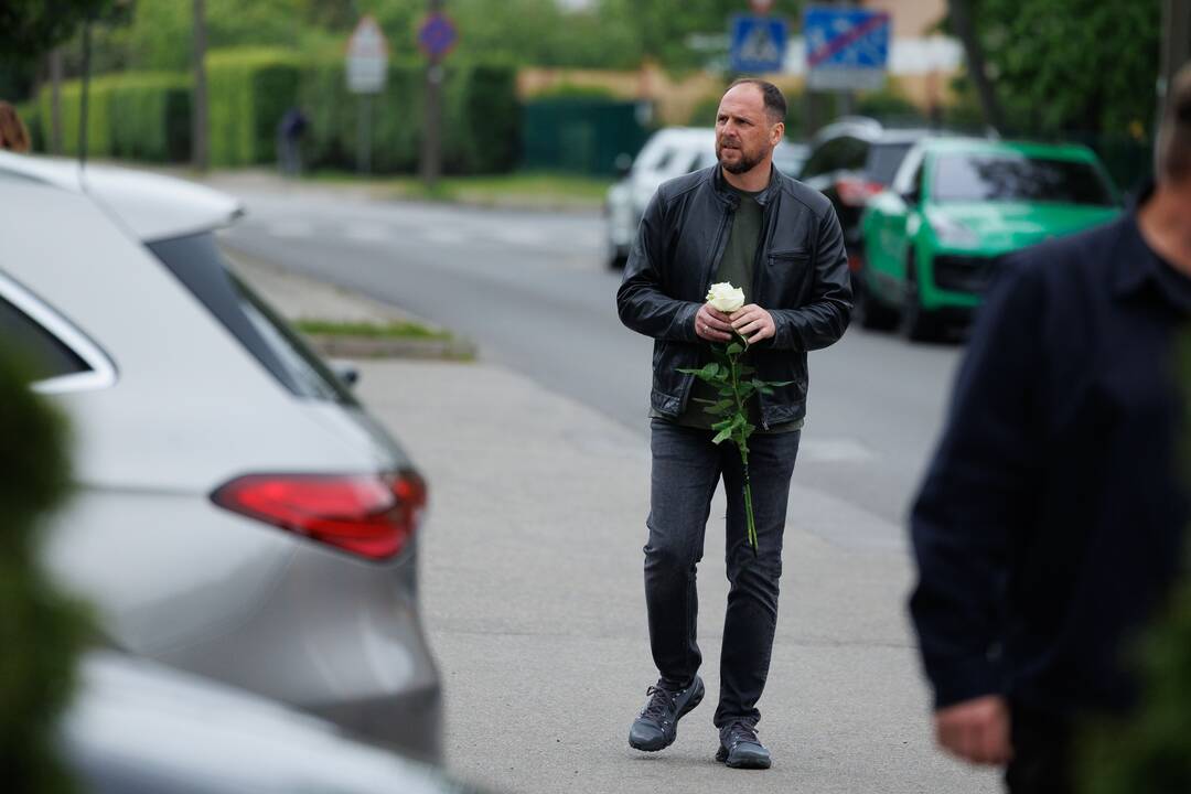 Klaipėdoje – atsisveikinimas su žuvusiu Gintaru Bendžiumi