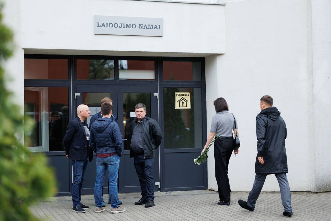 Klaipėdoje – atsisveikinimas su žuvusiu Gintaru Bendžiumi