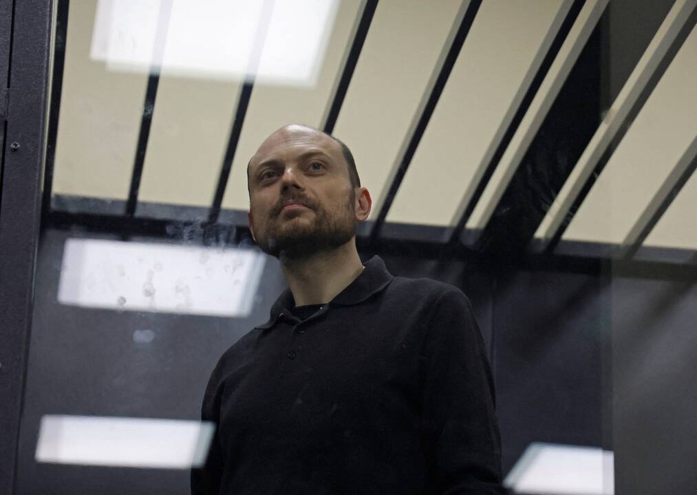 Kremliaus kritikas V. Kara-Murza išvežtas į Sibiro pataisos koloniją