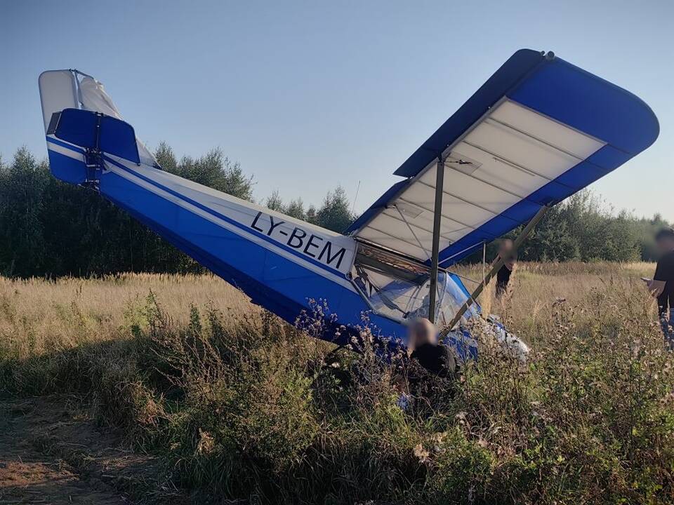 Kauno rajone nukrito nedidelis lėktuvas