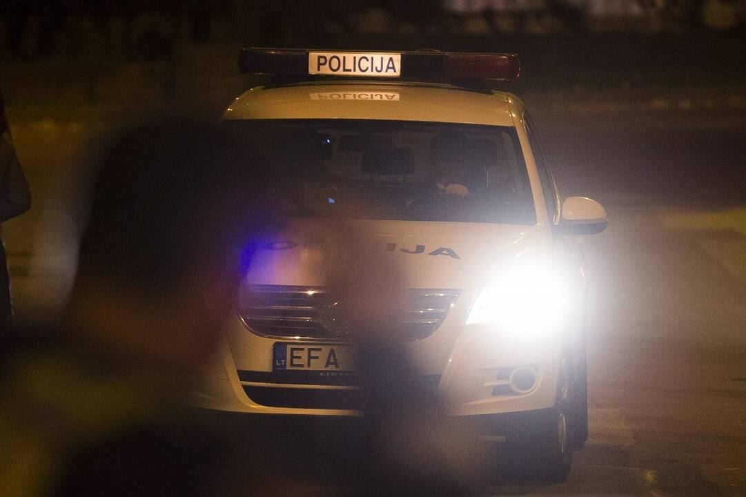 Konfliktas uostamiesčio bute: trise puolė vieną